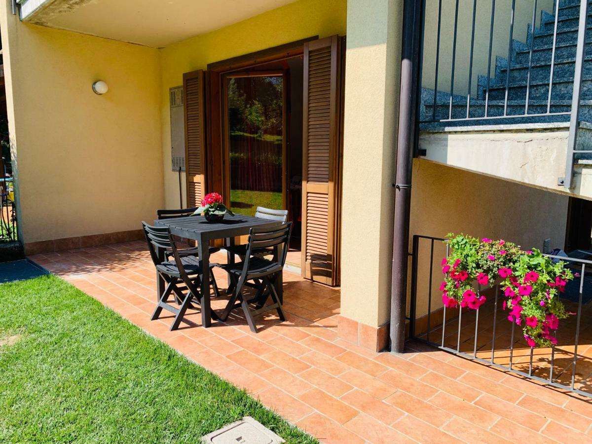 Strawberry House Villa Colico Exterior foto